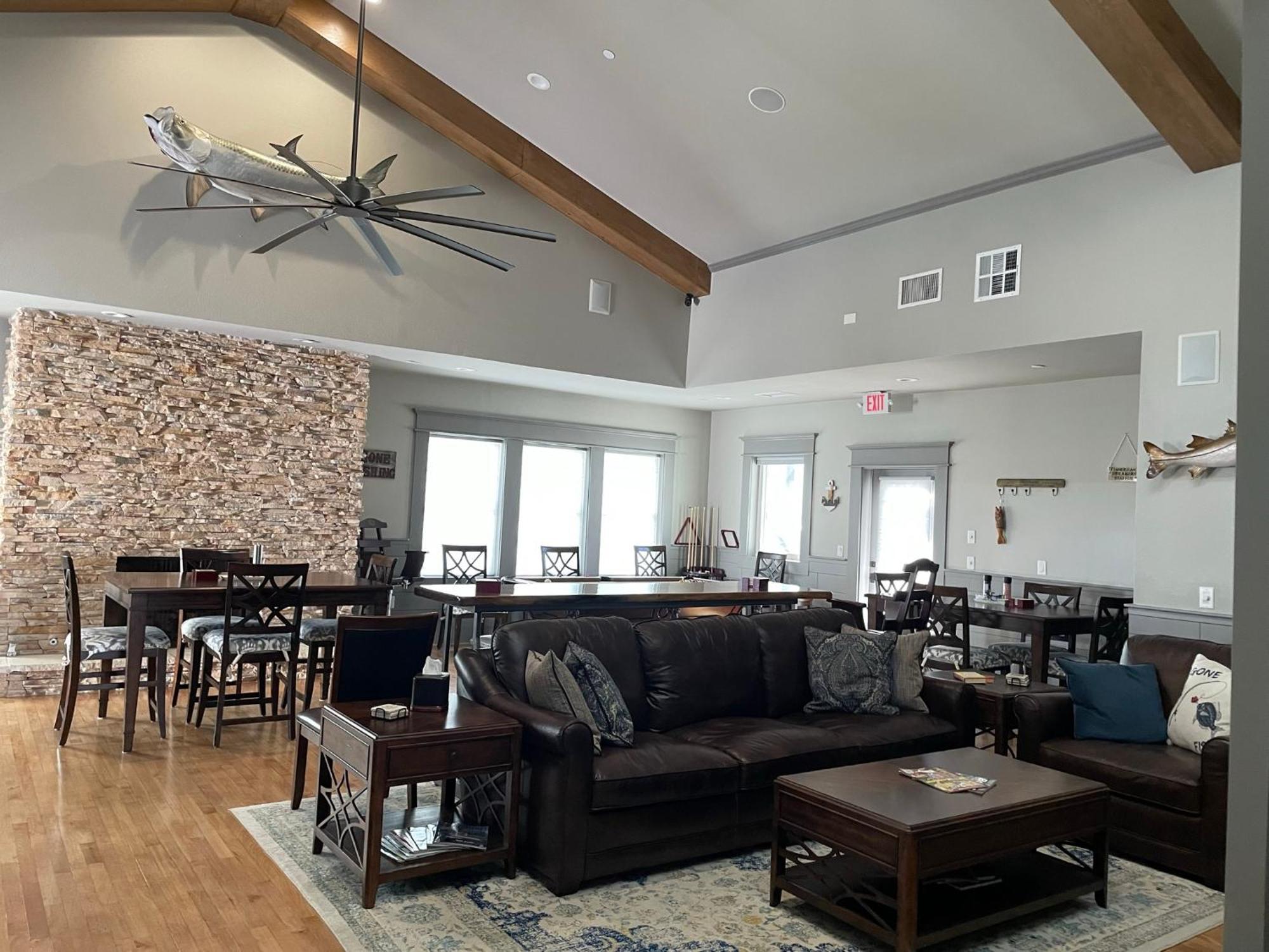 Harborwalk Lodge Hitchcock Ngoại thất bức ảnh